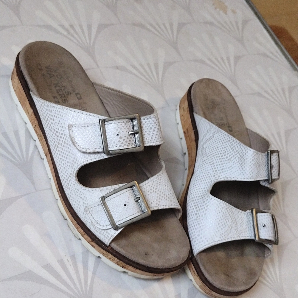 Volks walkers dual strap sandal